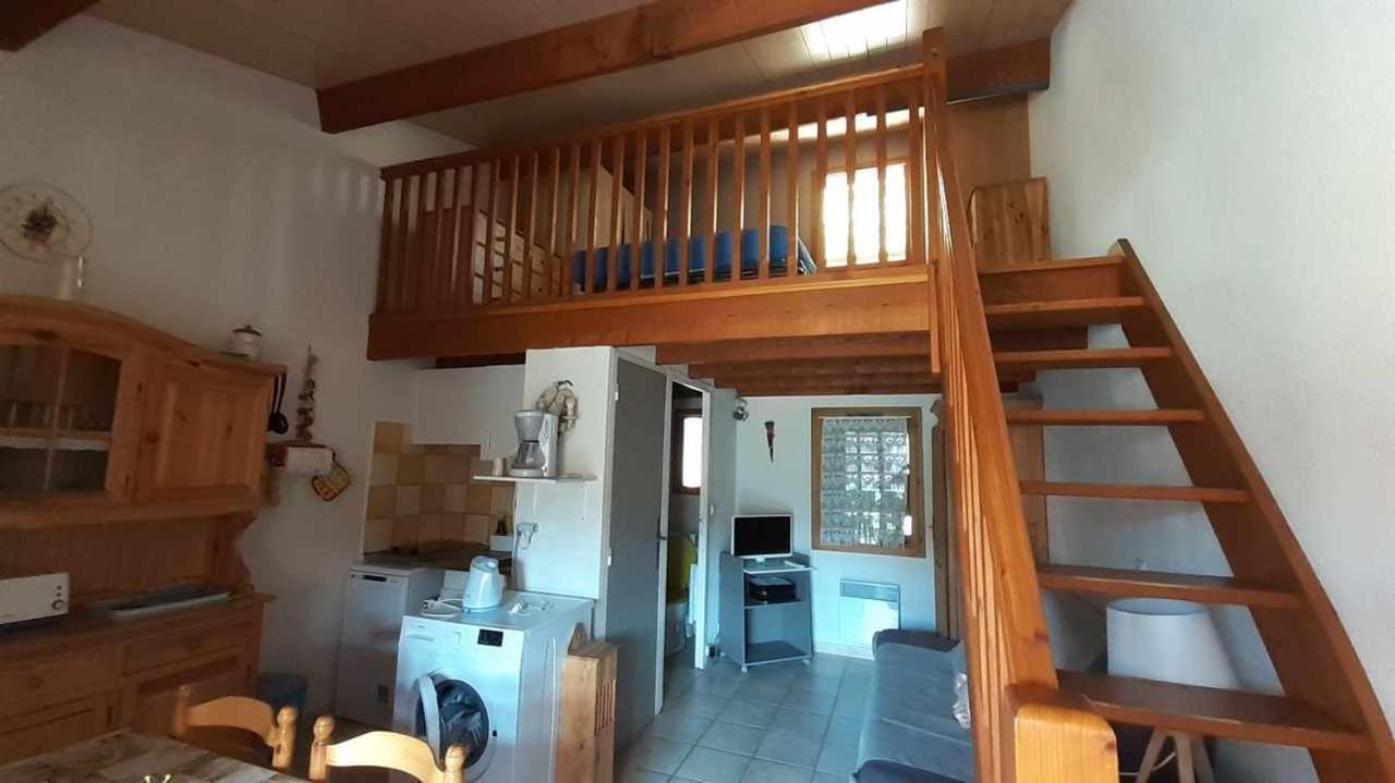 Mazet De Vacances Dans Le Domaine De L'Espai Saint-Martin-de-Brômes Exterior foto